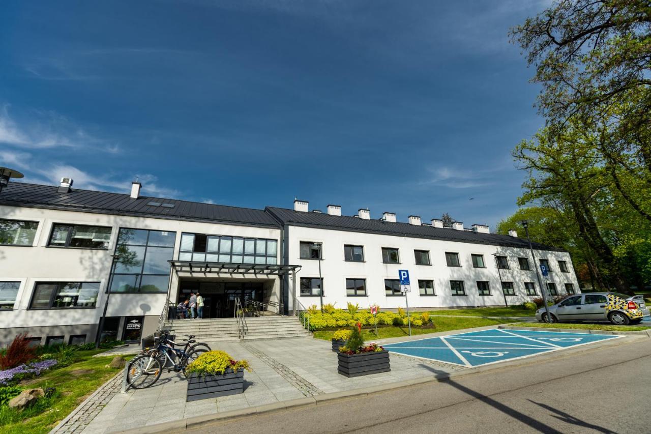 Centrum Rehabilitacji Spolecznej I Zawodowej Zaz Sloneczne Wzgorze Tarnów Exteriér fotografie