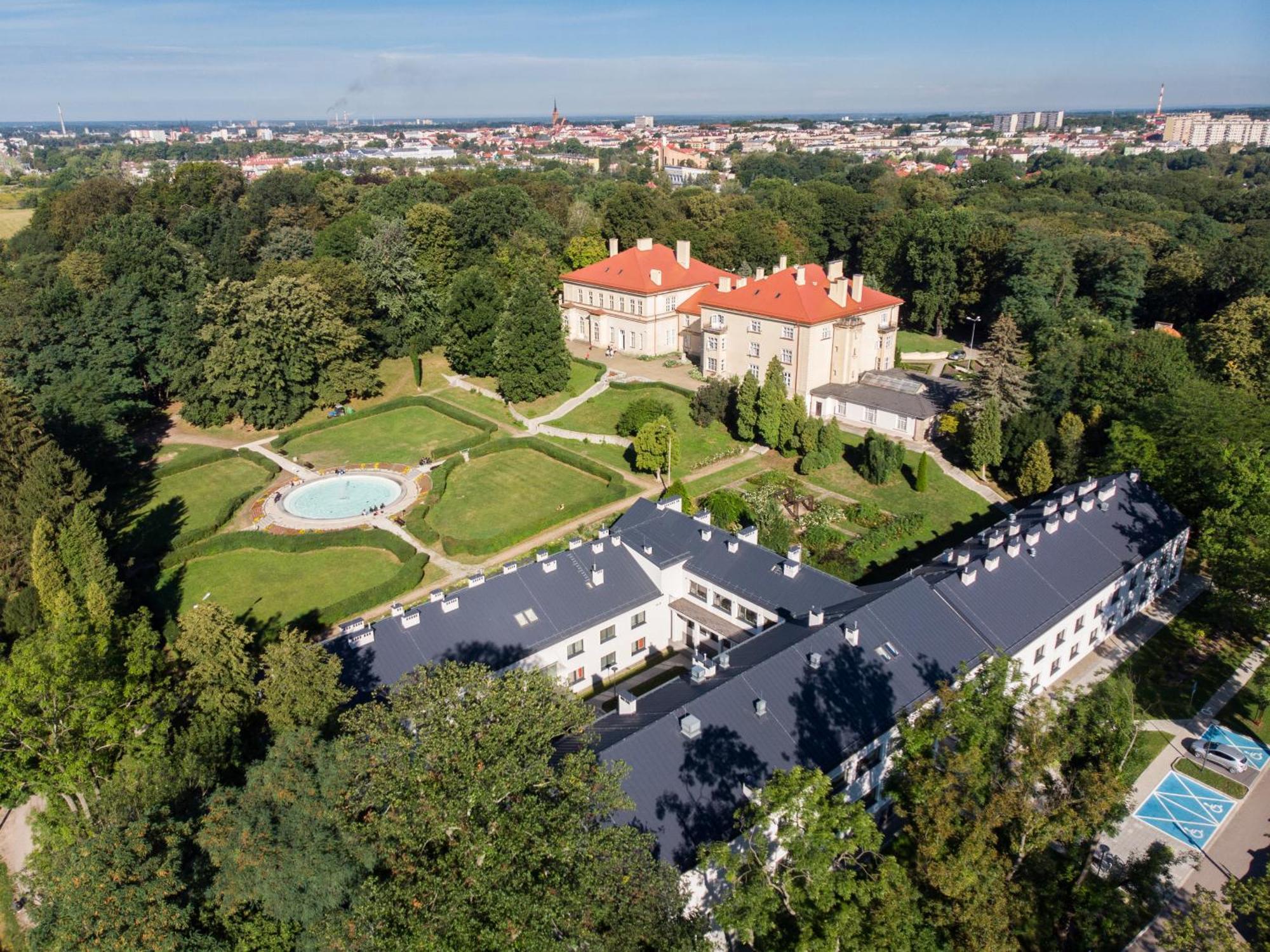 Centrum Rehabilitacji Spolecznej I Zawodowej Zaz Sloneczne Wzgorze Tarnów Exteriér fotografie